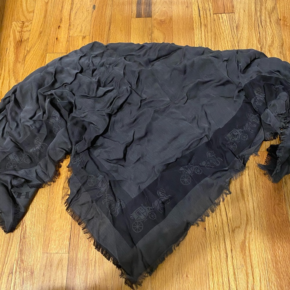 COACH HORSE CARRIAGE SCARF SIZE LARGE BLACK